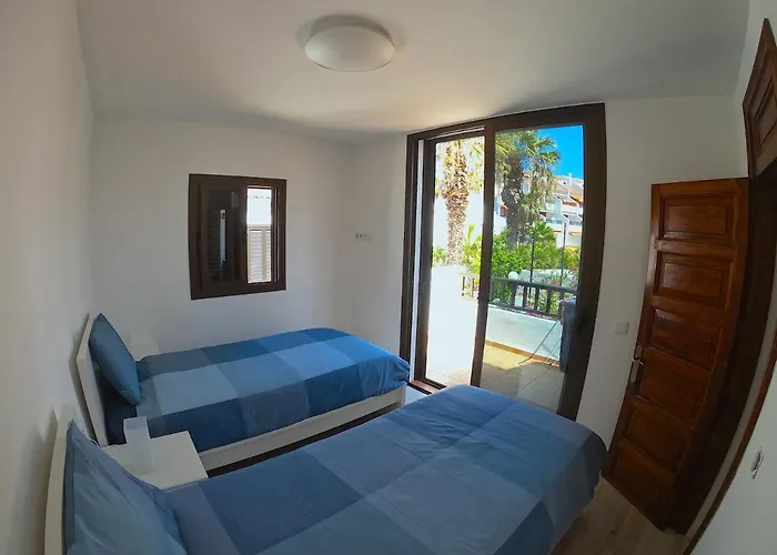 Lägenhet Parque Santiago I - 2 Bedroom - 1 Bathroom - Open Plan Living - Kitchen Area - Extra Large Balcony - First Floor *