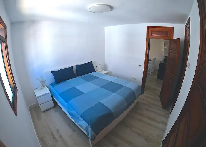 Apartamento Parque Santiago I - 2 Bedroom - 1 Bathroom - Open Plan Living - Kitchen Area - Extra Large Balcony - First Floor